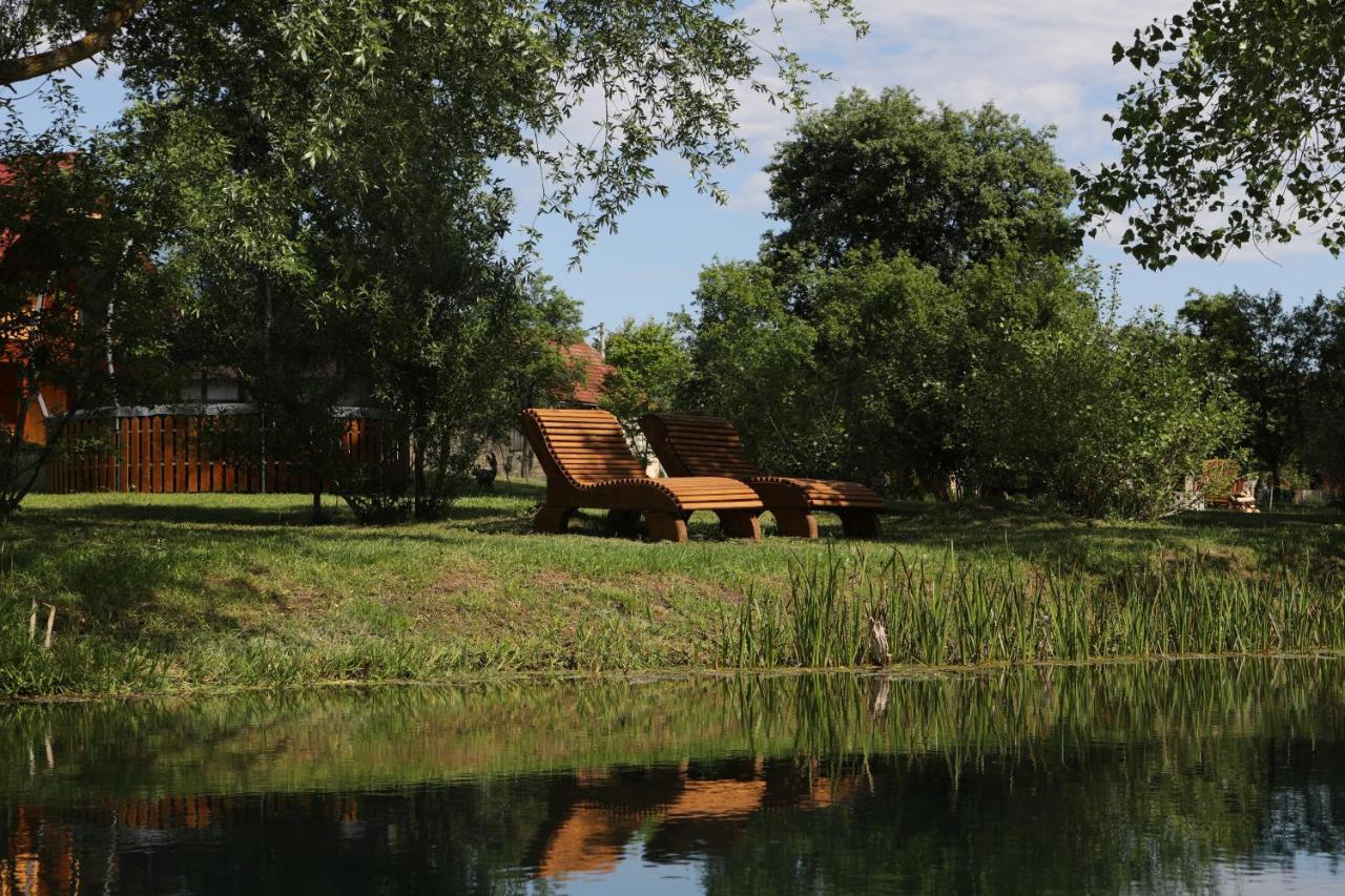 Riverside Apartments Оточац Экстерьер фото